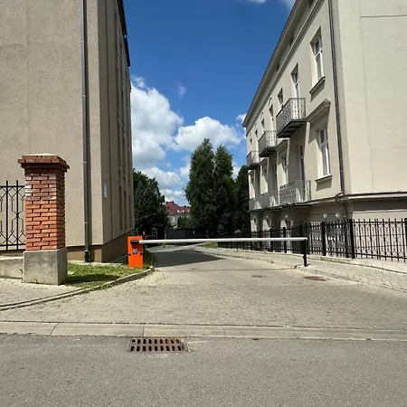 Luksusowy Apartament W Przemyslu Exterior photo
